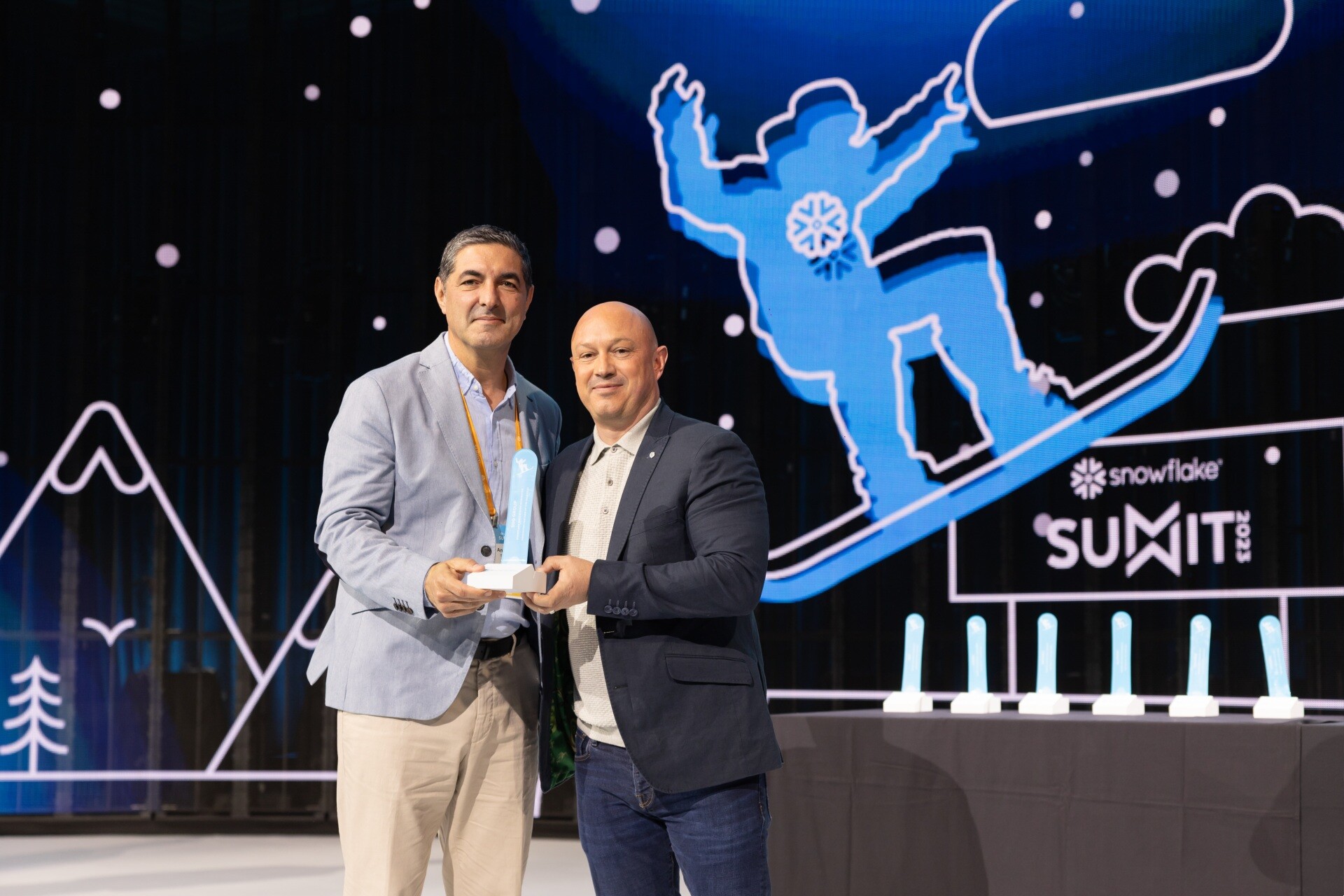 Antonio Torrado, Partner at SDG Group, Accepting the Award at the 2023 Snowflake Summit